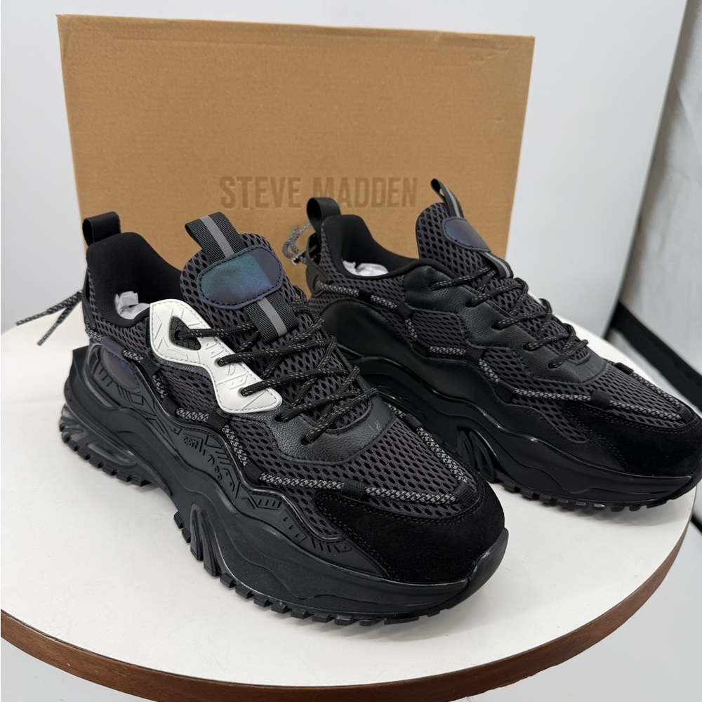 Steve Madden Baries Sneakers Black White Chunky Dad Shoes Tech Runner Streetwear - Picture 10 of 13